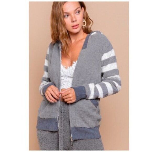 pol Fleece Hoodie with Striped Sleeves And Hood - Picture 2 of 11